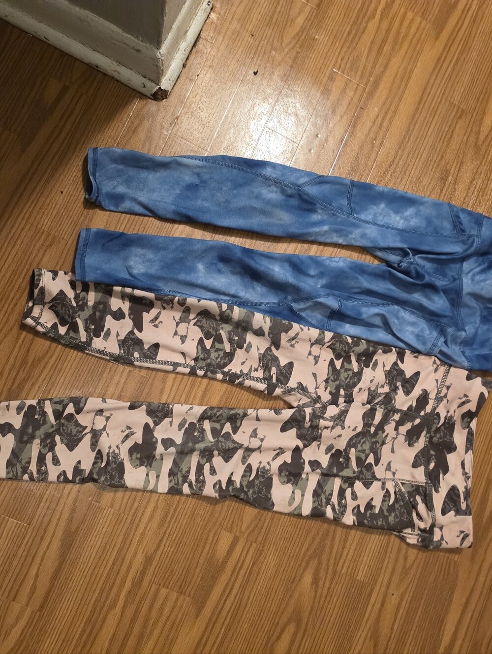 Athletic Works Blue Tie-Dye Legging and Pink Camo Legging Set